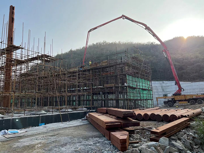仿古建筑屋面瓦作系統精細化，底瓦、蓋瓦、脊飾的鋪設工藝標準